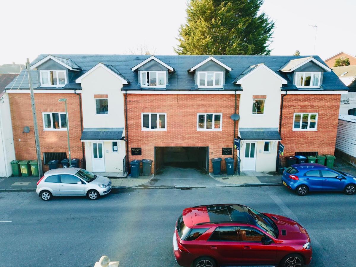 Private Parking Stylish Great Location Lägenhet Guildford Exteriör bild